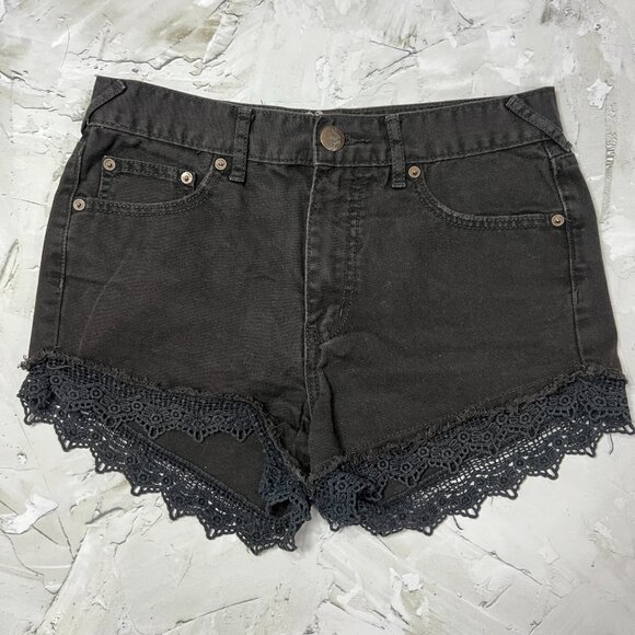 Free People Black Denim Cutoff Shorts Crochet Lace Trim Scalloped Hem SIZE 26 - Picture 2 of 10